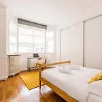 Veeve - Light Ochre